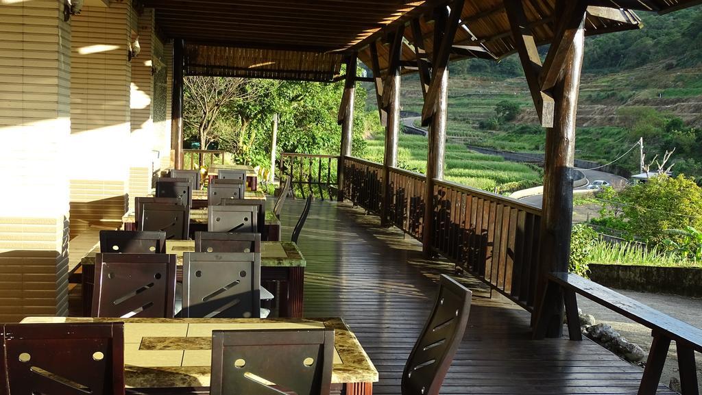 Emoonten Homestay Sanzhi Екстериор снимка