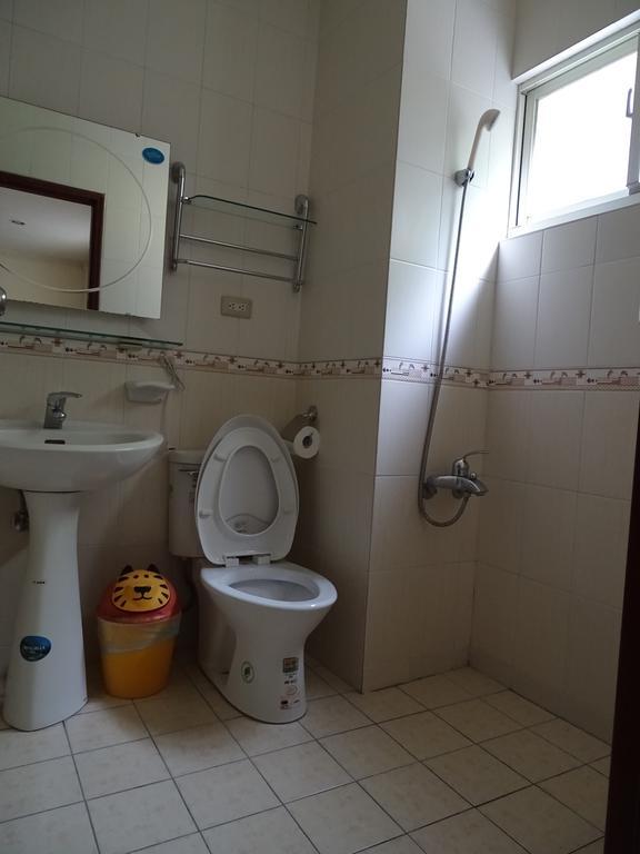 Emoonten Homestay Sanzhi Екстериор снимка